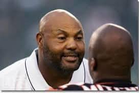 Ricky Hunley (Linebacker) Petersburg Ricky Hunley is an American football  coach and former professional player who was a linebacker in the National  Football League (NFL) for seven seasons during the 1980s and