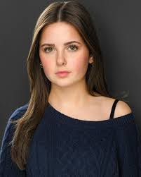 Lori Stanfield's Instagram, Twitter & Facebook