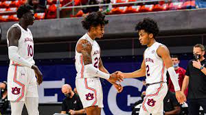 Cooper is at his best when getting those around him involved. Sharife Cooper Puts Auburn Basketball Bruce Pearl Build Back In Motion