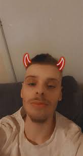 Who's all down to chat tonight looking for more gamer friends