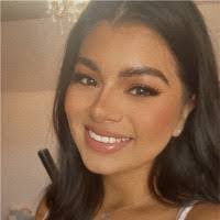 Jacqueline Loaiza's Instagram, Twitter & Facebook