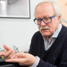 Wiesbadener Auktionator Muth: Mehr als 120.000 Autos unter dem Hammer