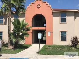 Multi Family Apartment Complex Family Apartment Apartment Complexes House Styles