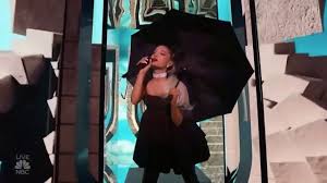 Live Ariana Grande No Tears Left To Cry 2018 Billboard Music Awards Songs Lyrics On Charts