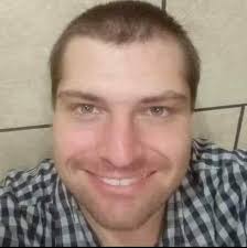 Changes in Riverside: Linden Ave and Woodman Dr from 2000 to 2024