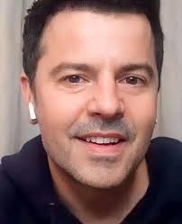 Hi babe 😚😘 Ready to be engaged rn!! So who owns the second ring 💍💍 my  love 💕😘 I won't stop loving you 🌺👋... Hit me up via SenD MessagE