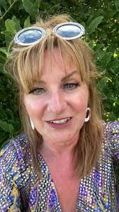 Jackie Putnam's Instagram, Twitter & Facebook