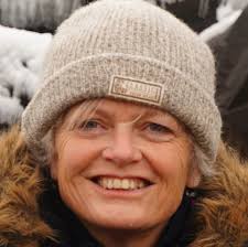 Poseidonia Aulos played by @callum.armstrong.piping My first deer bone  Poseidonia is finished. Do you like the sound? #poseidonia #aulos #paestum  #doublereed #ancientgreece #ancientgreek