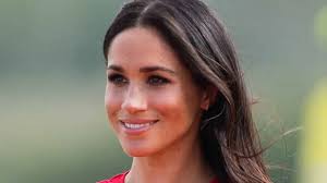 Emily Ratajkowski obvinila známeho speváka z obťažovania