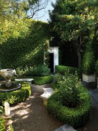 Houzz Com Courtyard Gardens Design Garden Landscape Design Traditional Landscape
