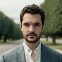 Efren Martin's Instagram, Twitter & Facebook