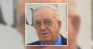 Chris Basden's Instagram, Twitter & Facebook