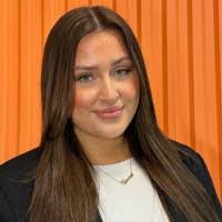 Emma Mcewan's Instagram, Twitter & Facebook