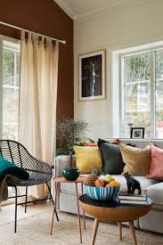 Programleder i sommerhytta guri solberg (t.h) sammen med ekspertene interiørdesigner aina sollie steen kommunestyret i stange har enstemmig innvilget søknaden fra mjøsli om økonomisk støtte til gjennomføringen av prosjekt sommerhytta 2021 på kroner 100.000. Sommerhytta I Skogkanten Lady Inspirasjonsblogg