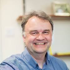 Richard Owen (@OwenRichb)