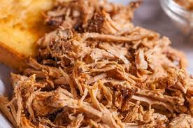 Serve with fennel and apple slices in bread rolls. What To Serve With Pulled Pork 15 Pulled Pork Sides