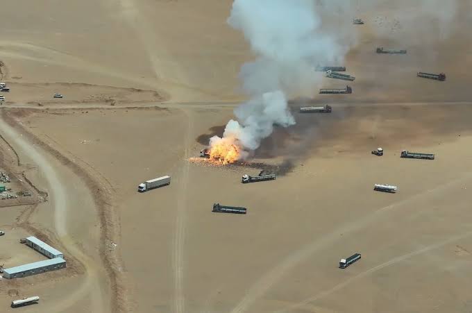 Houthis launch one of largest attacks in conflict with Saudi Arabia | Daily Sabah