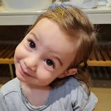 Sasha Levin (@sasha.pell) • Instagram photos and videos