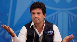 Ele participa da cpi (comissão parlamentar de inquérito) da covid no senado federal. Casf3d8m9yslem