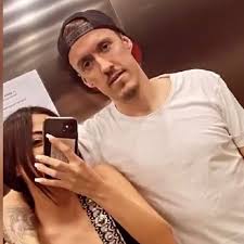 May 24, 2021 · die feierlichkeiten nach dem einzug in die conference league sind für angreifer max kruse von union berlin von rassistischen beleidigungen gegen seine freundin dilara überschattet worden. 6goa5mqb4ybapm