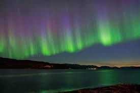 Nordlys lofoten strikket genser for dame og herre. Nordlys