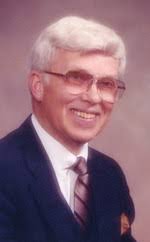 Dr Doral James Robb (1923-2009)