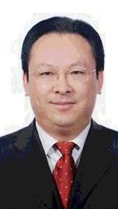 Towards a global community of shared future in AGI 迈向通⽤用⼈人⼯工智能时代的⼈人类命运共同体