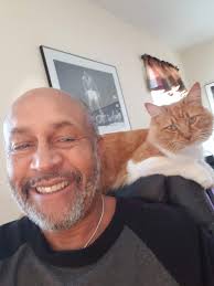 Shen and Meek-Meek chillin' ....bery relaxing.