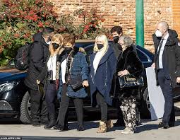 Il Divo star Carlos Marin's ex-wife says last farewell to 'the love of my  life' at singer's funeral