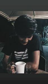 5 alasan wanita jatuh hati pada pria sederhana kelas cinta v bts buktikan pesona ganteng kece meski hanya pakai baju herex ganteng herex ganteng instagram stories photos and. Cogan Indo