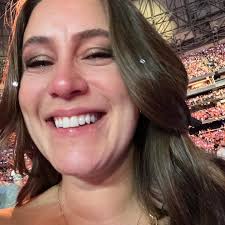 Angela Jane Lavender 🌙🎨💛✨