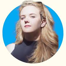 Kayla Beatty's Instagram, Twitter & Facebook