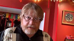 Perry Moy's Instagram, Twitter & Facebook