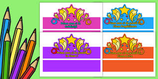 Am cumpărat ecusoane din… puteți afla din acest articol mai multe detalii. Prima Zi De È™coalÄƒ CoroniÈ›Äƒ Teacher Made