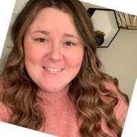 Kimberly Widner's Instagram, Twitter & Facebook