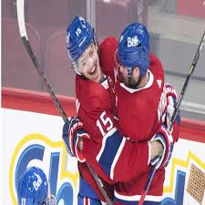 A few hours before game 1 between the canadiens and the maple leafs, the go habs go banner was flown over montreal and its surrounding areas Bh0gbldu0dnpm