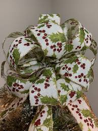 This christmas bow is create with 2.5 green blue plaid wired ribbon and 2.5 holly on beige linen Pin On Christmas Tree Topper Bows