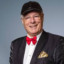 Children in the slums of Cumberland Street -- Dublin, Ireland. (Photo by  Paul Popper, 1940s)