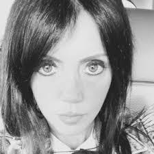 Michelle Minette's Instagram, Twitter & Facebook