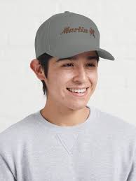 Gorra for Sale con la obra «Armas de fuego Marlín» de Noviaworld