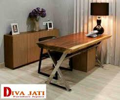 Meja kerja dari kayu mahoni meja kerja meja kayu. Meja Kantor Trembesi Kayu Solid Meja Trembesi Unik