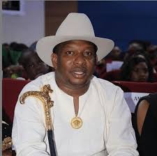 See more of mike sonko. Mike Sonko Gives Ksh 10 000 Pocket Money To Stranded Schoolgirl