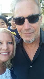Hot PIC of InterNACHI staffer Sheilenna with Kevin Costner.
