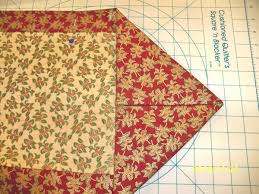 The Reason It Took Me An Hour To Sew This Table Runner Was I Had An Active Almost Three Year Old Trying To Help Table Runners Diy Easy Table Runner