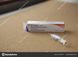 How vaxigrip is given vaxigrip is given as an injection, usually into muscle or tissue below the skin of upper arm (adults and children) or leg (infants and young children). Stockfotos Vaxigrip Bilder Stockfotografie Vaxigrip Lizenzfreie Fotos Depositphotos