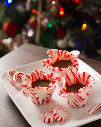 Give your christmas tree a rustic and inviting look by wrapping candy canes in twine! 25 Candy Cane Crafts Diy Decorations With Candy Canes
