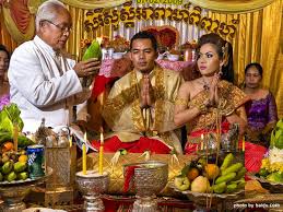 Traditional peruvian peruvian wedding dress and clothing is bright and vibrant with geometric designs that have been worn for over a thousand years. Traditional Dress In Cambodia Costume Of Cambodia Wedding Dress In Cambodia