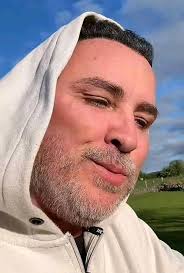 Today's my birthday but because of my condition no one ever wishes 😭💔