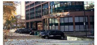 Hier Finden Sie Uns In Hauser Der Mode Haus 1 In Der 1 Etage Nahe Bistros Raum 115 117