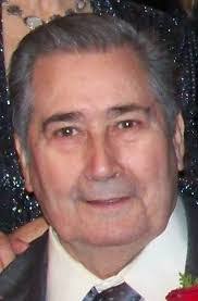 Evan Lash's Instagram, Twitter & Facebook